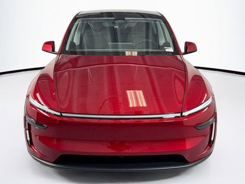 Used 2026 Tesla Model Y Long Range image 2