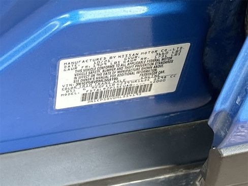 Used 2021 Nissan Kicks S image 29