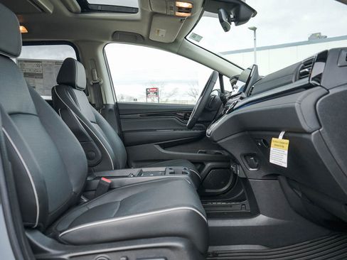 New 2026 Honda Odyssey Elite image 11