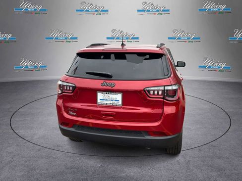 New 2026 Jeep Compass Latitude image 4