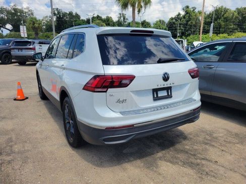 Used 2023 Volkswagen Tiguan SE FWD image 7