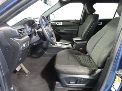 Used 2020 Ford Explorer XLT RWD image 18