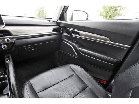 Used 2022 Kia Telluride SX w/ Towing Package FWD image 13