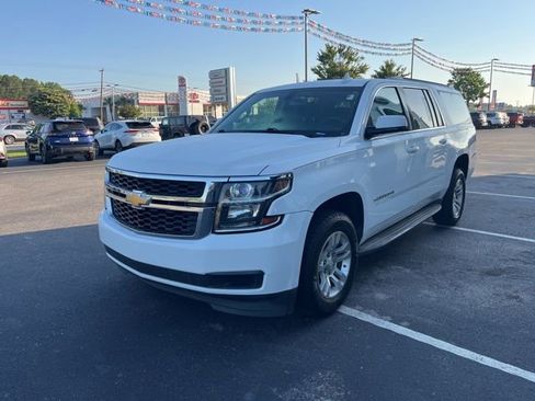 Used 2016 Chevrolet Suburban LS RWD image 37