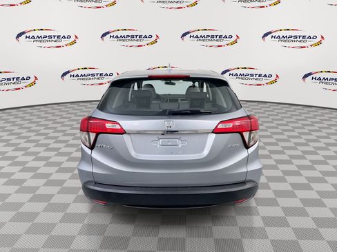 Used 2021 Honda HR-V LX image 7