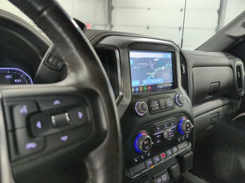 Used 2021 GMC Sierra 2500 SLT w/ SLT Premium Package AWD/4WD image 18
