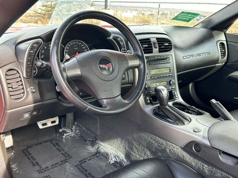 Used 2006 Chevrolet Corvette Base w/ Preferred Equipment Group image 7