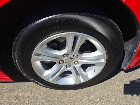 Used 2023 Dodge Charger SXT image 9