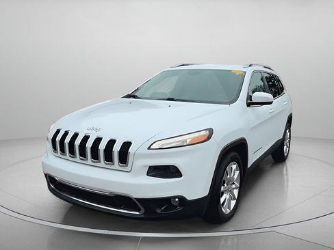 Used 2016 Jeep Cherokee Limited image 10