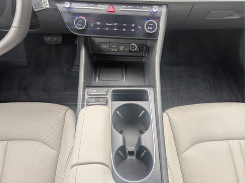 Used 2024 Hyundai Sonata Limited FWD image 20