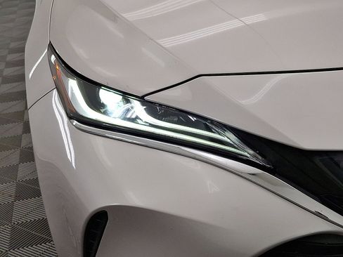 Certified 2023 Toyota Venza LE image 27