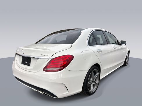 Used 2015 Mercedes-Benz C 400 4MATIC image 3