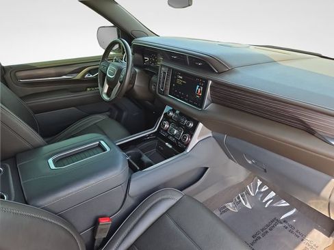 Used 2022 GMC Yukon Denali AWD/4WD image 34