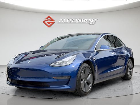 Used 2020 Tesla Model 3 Standard Range Plus RWD image 2