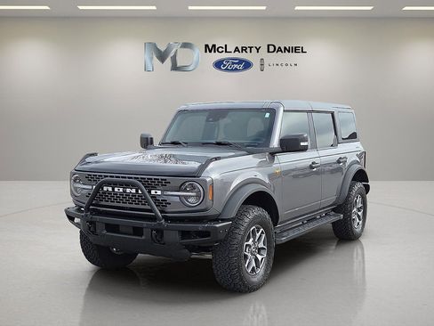 Certified 2023 Ford Bronco Badlands image 2