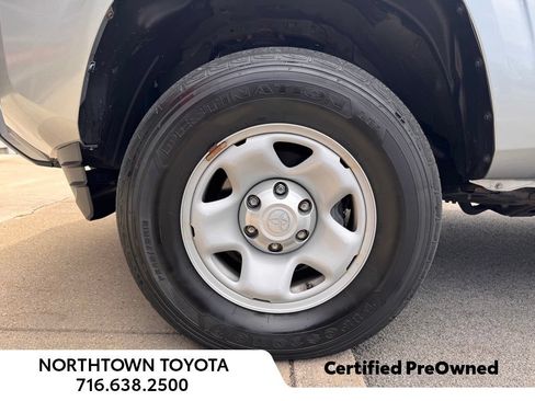 Used 2023 Toyota Tacoma SR AWD/4WD image 22