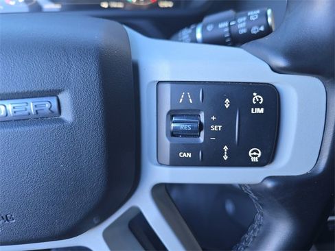 Used 2024 Land Rover Defender 110 S image 17