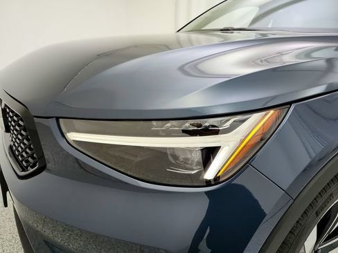 New 2026 Volvo XC40 B5 Ultra w/ Protection Package Premier AWD/4WD image 27