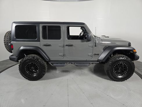 Used 2020 Jeep Wrangler Unlimited Sport AWD/4WD image 6
