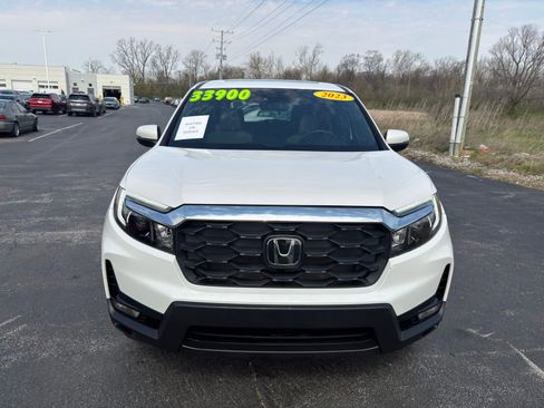 Used 2023 Honda Passport EX-L image 9