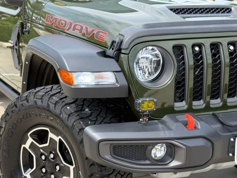 Used 2023 Jeep Gladiator Mojave w/ Cold Weather Group AWD/4WD image 3