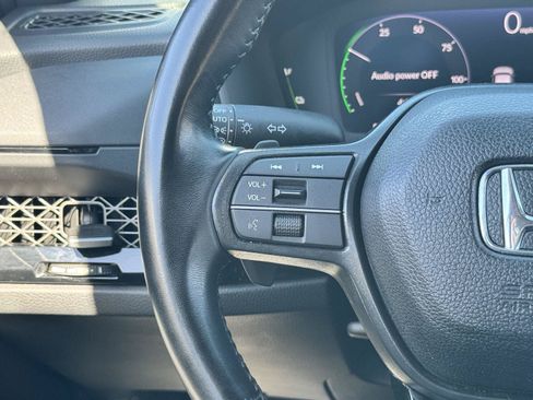 Used 2025 Honda Accord Sport image 16