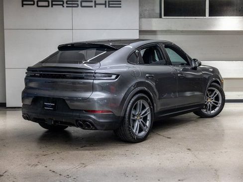 New 2026 Porsche Cayenne Coupe AWD/4WD image 22