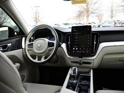New 2026 Volvo XC60 B5 Ultra w/ Protection Package Premier AWD/4WD image 17