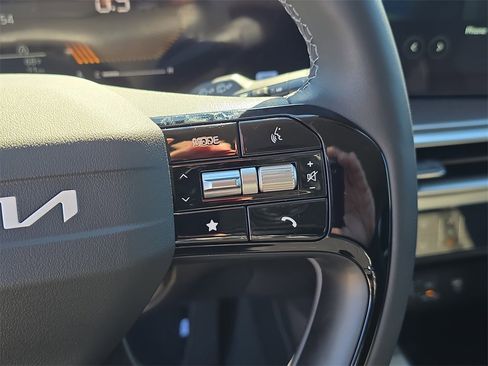 New 2026 Kia Sorento LX image 34