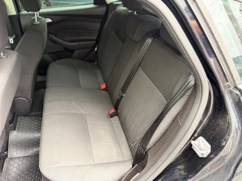 Used 2017 Ford Focus SE FWD image 10