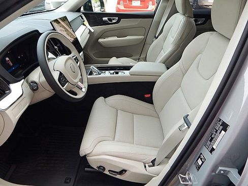 New 2026 Volvo XC60 B5 Ultra w/ Protection Package Premier image 14