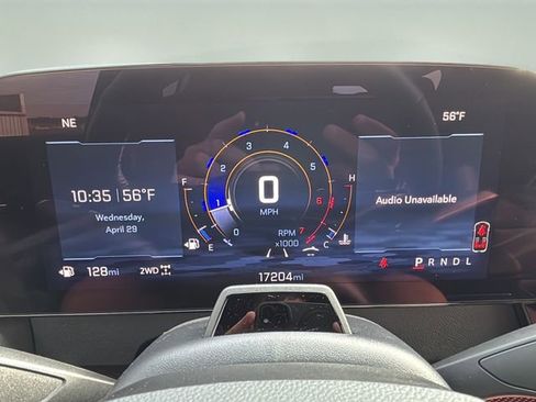 Used 2025 Chevrolet Traverse Z71 w/ Enhanced Driving Package AWD/4WD image 20