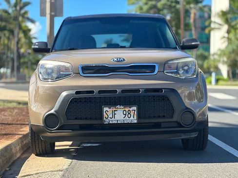 Used 2014 Kia Soul + image 7