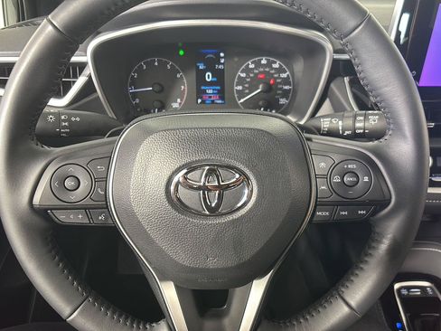 Used 2024 Toyota Corolla SE w/ SE Package FWD image 29