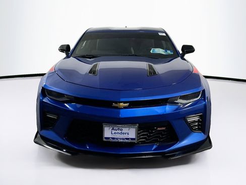 Used 2017 Chevrolet Camaro SS image 2