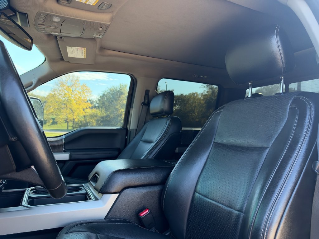 Used 2017 Ford F250 Lariat w/ Lariat Ultimate Package AWD/4WD image 30