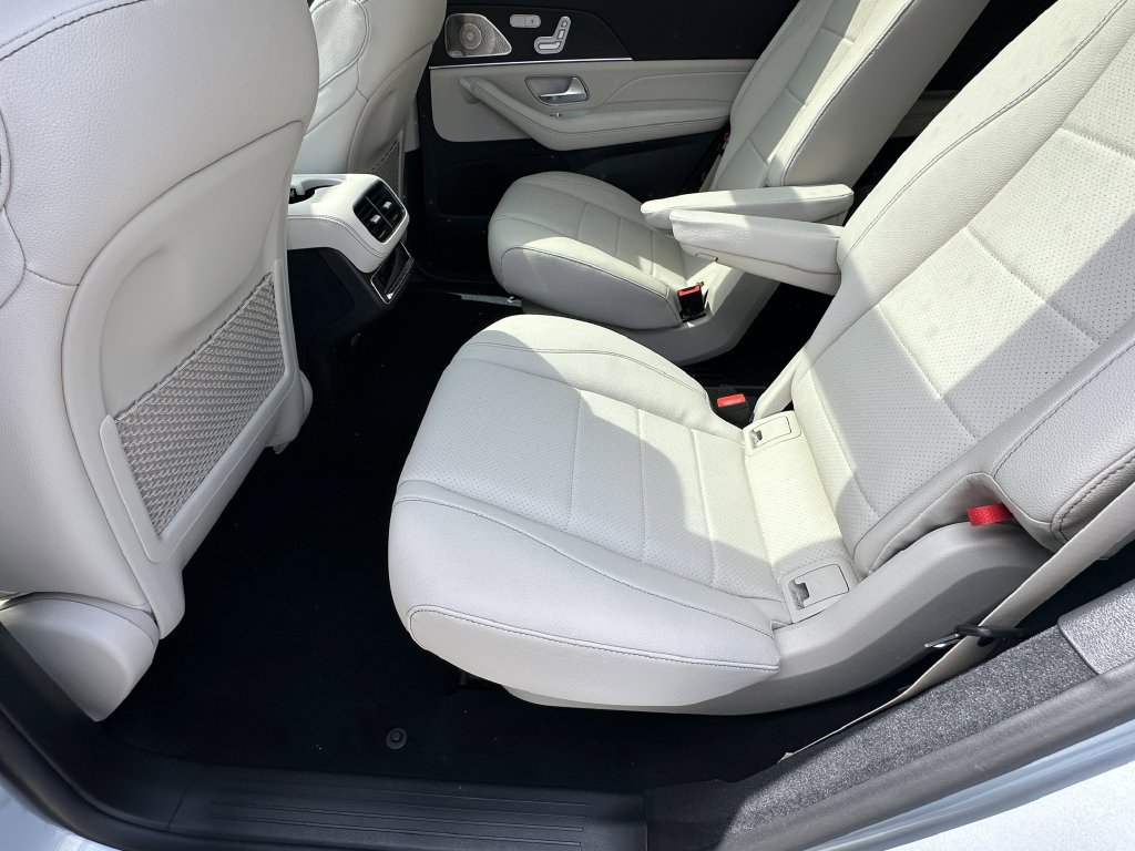 New 2026 Mercedes-Benz GLS 450 4MATIC image 25