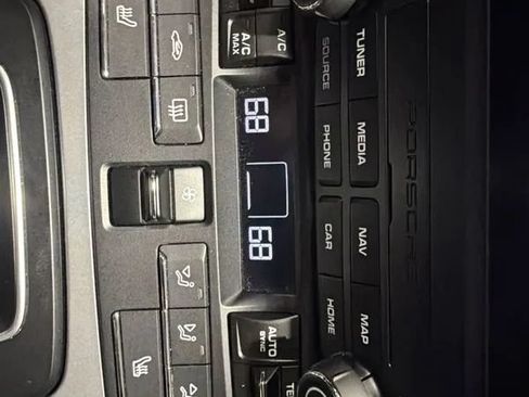 Used 2024 Porsche 718 Cayman RWD image 67
