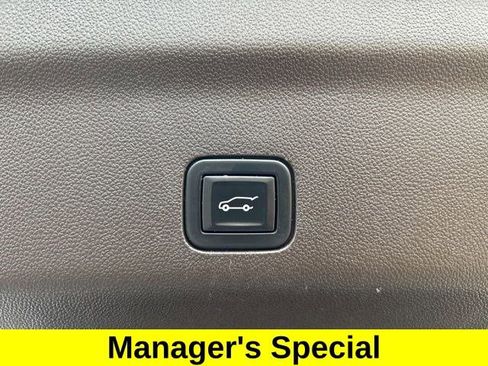 Used 2021 Chevrolet Tahoe Z71 w/ Z71 Signature Package image 44