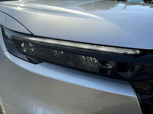 Certified 2025 Honda CR-V Sport-L image 31