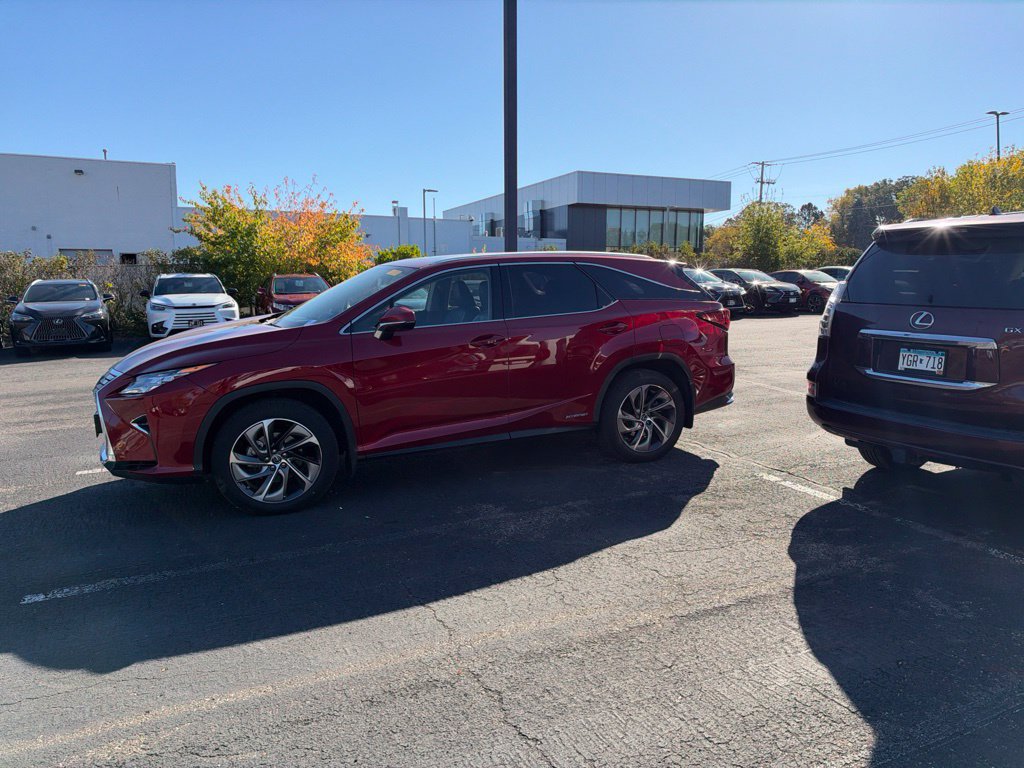 Used 2019 Lexus RX 450hL Luxury w/ Cold Area Package (CT) AWD/4WD image 3