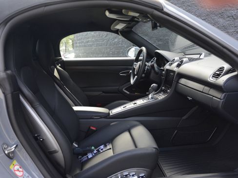 Certified 2024 Porsche 718 Boxster GTS RWD image 25