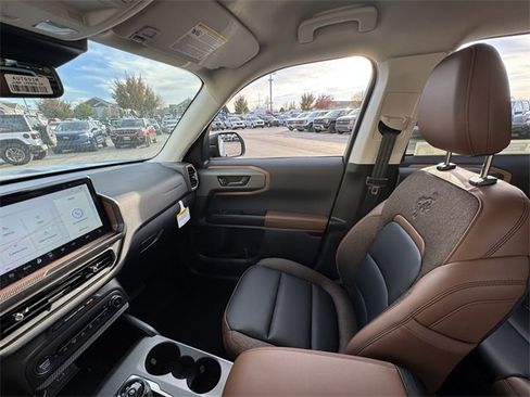 New 2025 Ford Bronco Sport Outer Banks image 27