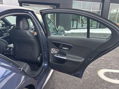 Used 2025 Mercedes-Benz C 300 4MATIC Sedan image 13