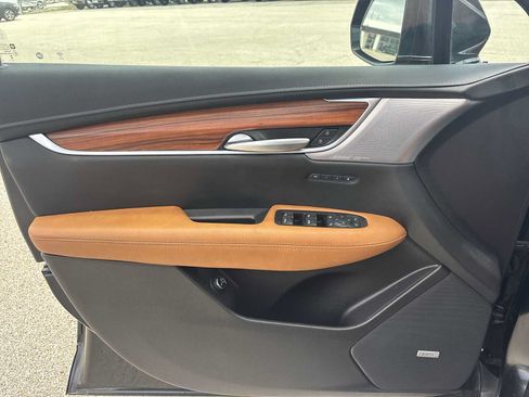 Certified 2024 Cadillac XT5 Premium Luxury AWD/4WD image 24