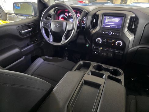 Used 2024 Chevrolet Silverado 1500 Custom Trail Boss w/ LPO, Dark Essentials Package AWD/4WD image 21