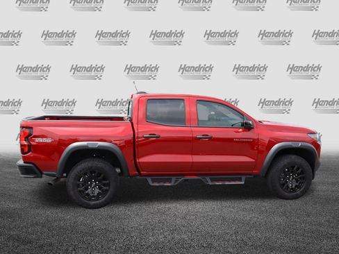 Used 2026 Chevrolet Colorado Trail Boss AWD/4WD image 11