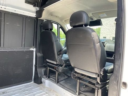 Used 2023 RAM ProMaster 2500 FWD image 9