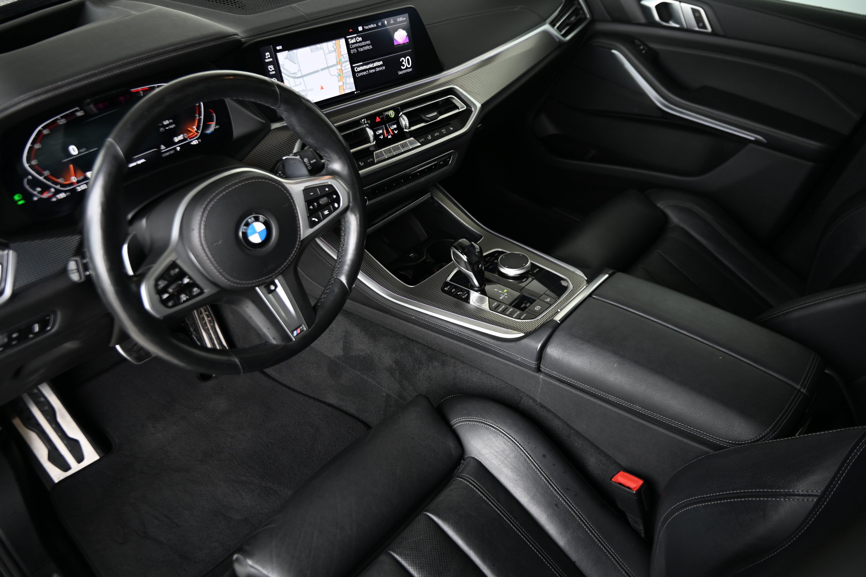 Used 2020 BMW X5 xDrive40i w/ M Sport Package AWD/4WD image 12
