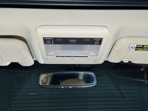 Used 2013 Lexus LX 570 4WD image 39